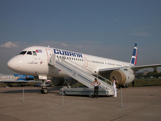  Гражданский самолет Ту-204-100E для Кубы